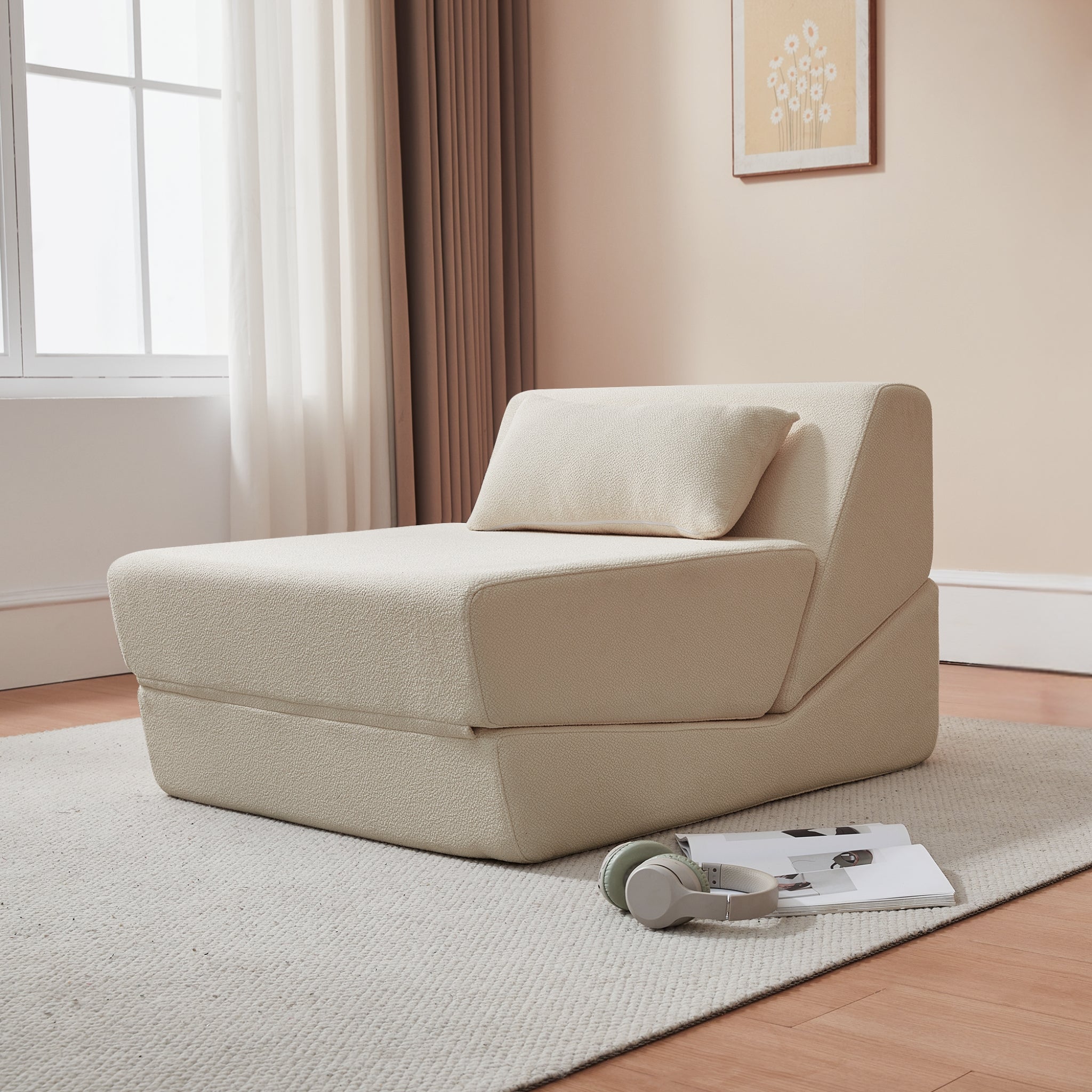 Kumi Sofa