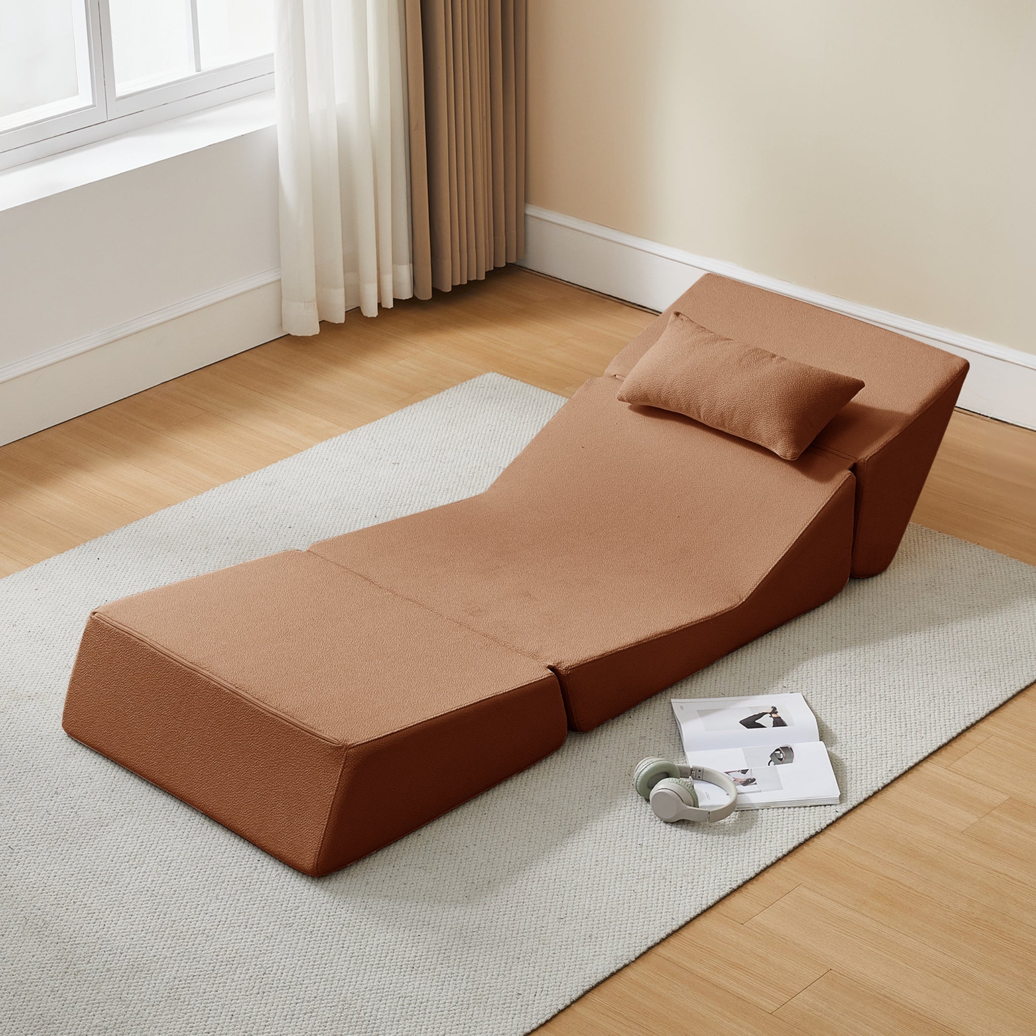 Kumi Sofa